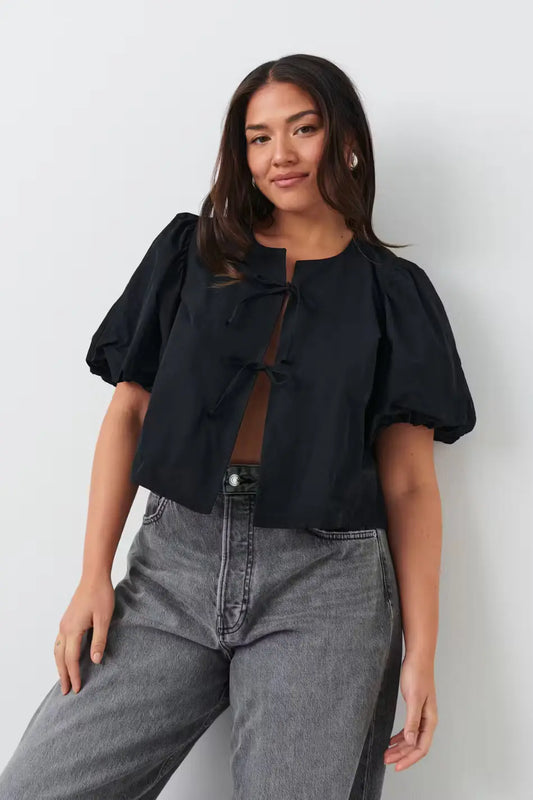 Emily™ - Cozy's Black Puff Top